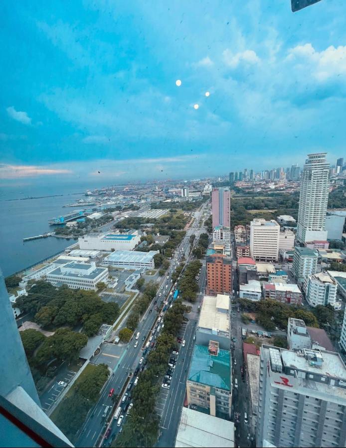 マニラ市Pearl Of The Orient Tower, In Front Of Us Embassyアパートメント エクステリア 写真